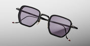 Ottica Mondello Roma - Jacques Marie Mage - JMMTK-19J - ATKINS - CORBEAU - Titanio - Forma squadrata - Nero - OCCHIALI - OCCHIALI DA SOLE - Unisex, Uomo, Donna - Lenti grigie - Prodotto in Giappone