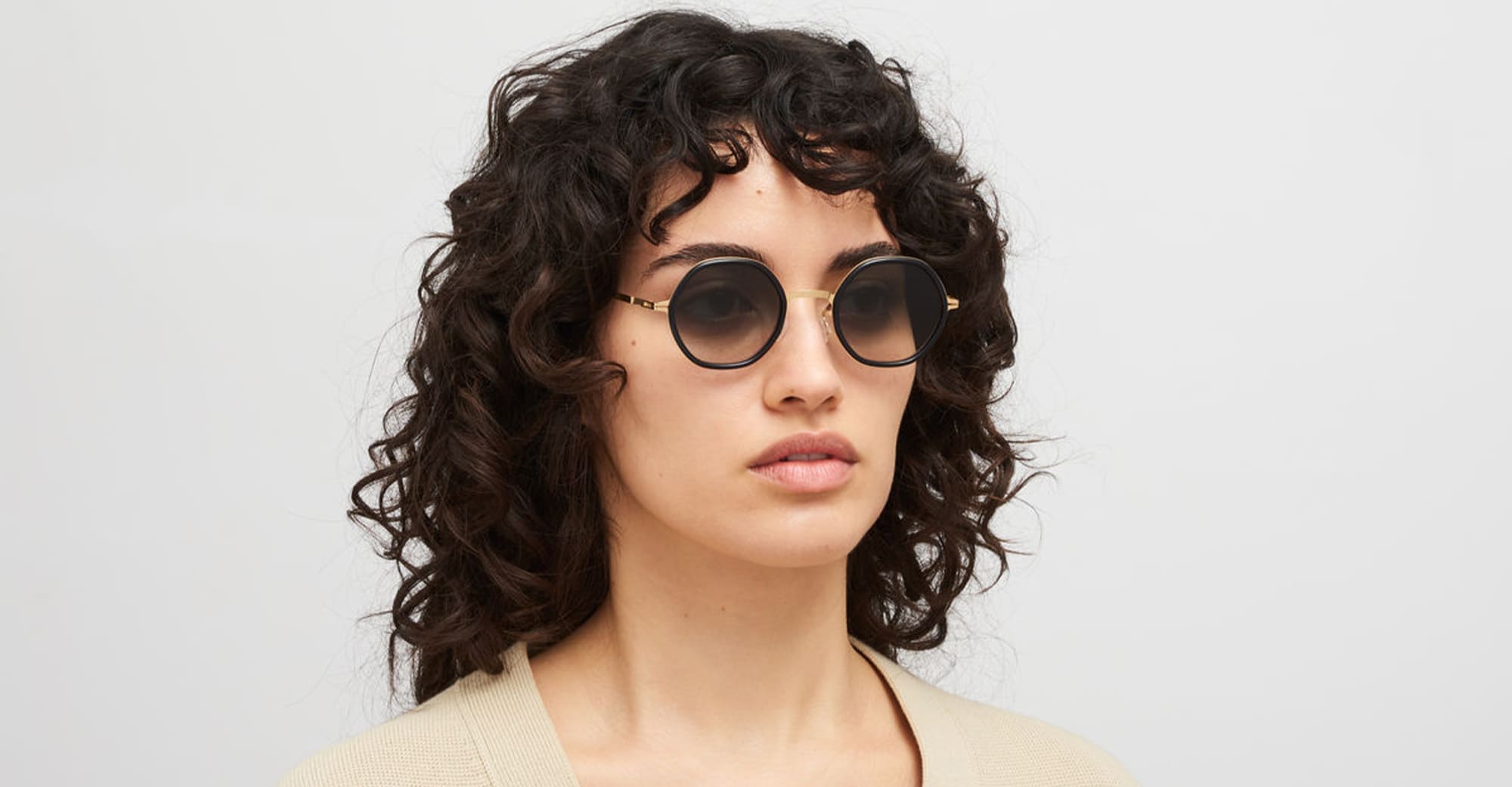 Alya - a76 glossy gold / milky indigo