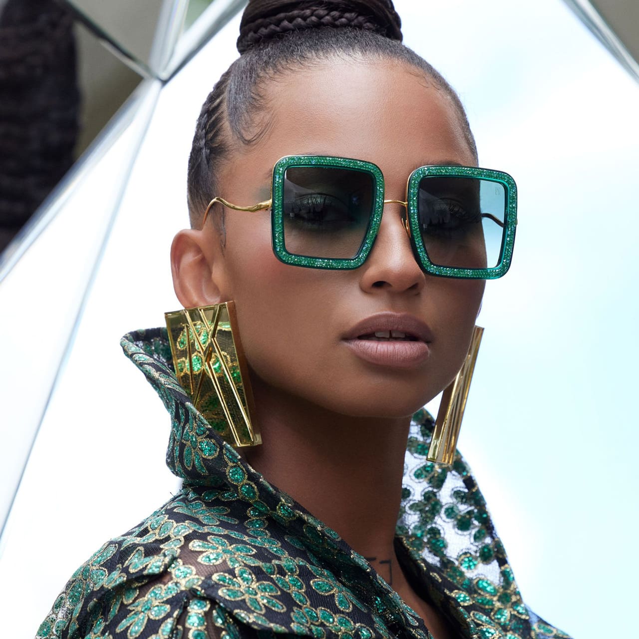 Ottica Mondello Roma - Anna-Karin Karlsson - S211-5203 - BEAMING SKY - Emerald - acetate, stainless steel - shape Squared - gold, green - EYEWEAR - SUNGLASSES - Donna,Women - lens Gradient grey - Made In Japan