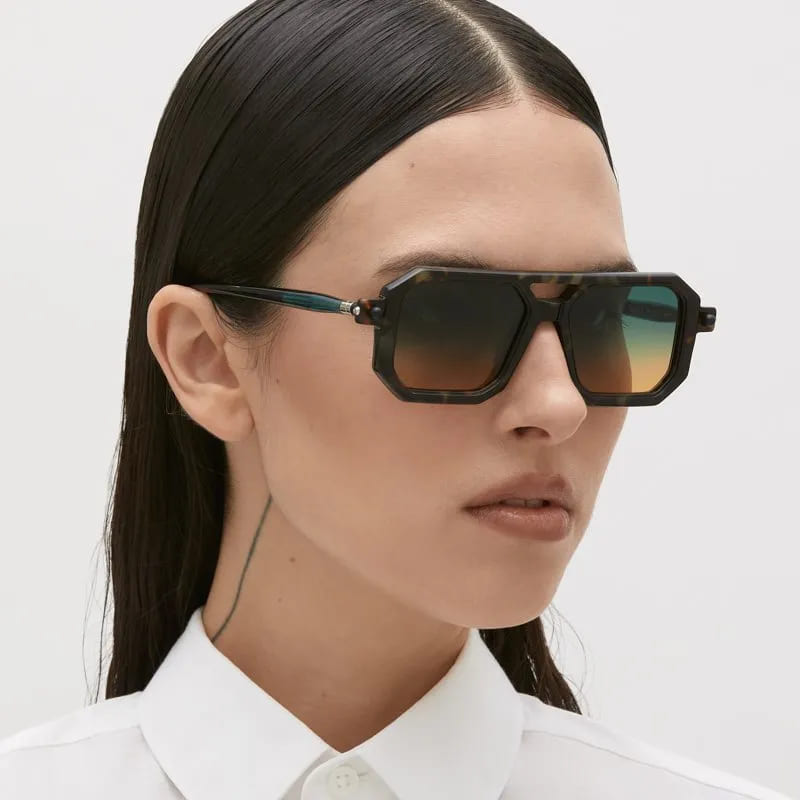 Ottica Mondello Roma - Kuboraum - KRS0P8TAR00000GO - MASK P8 TAR - DARK TORTOISE - Acetate - shape Navigator - Tortoise - EYEWEAR - SUNGLASSES - Unisex,Uomo,Donna,Women,Men - lens Gradient green - Made In Italy