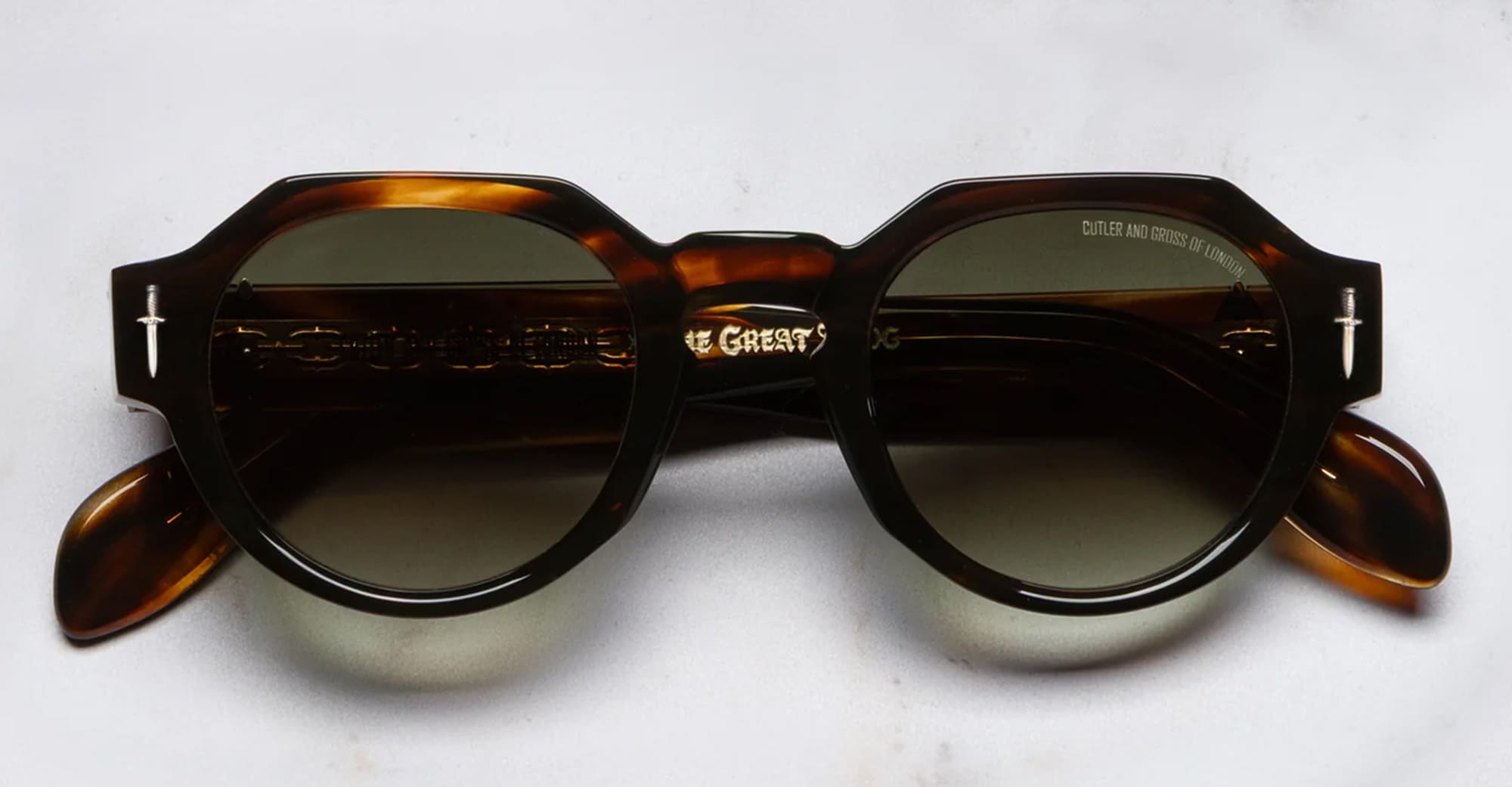 Ottica Mondello Roma - Cutler and Gross - GFSN-006-48-02 - THE GREAT FROG - LUCKY DIAMOND I - HAVANA - acetate, silver - shape Panto - Havana - EYEWEAR - SUNGLASSES - Unisex,Uomo,Donna,Women,Men - lens Gradient grey - Made In Italy
