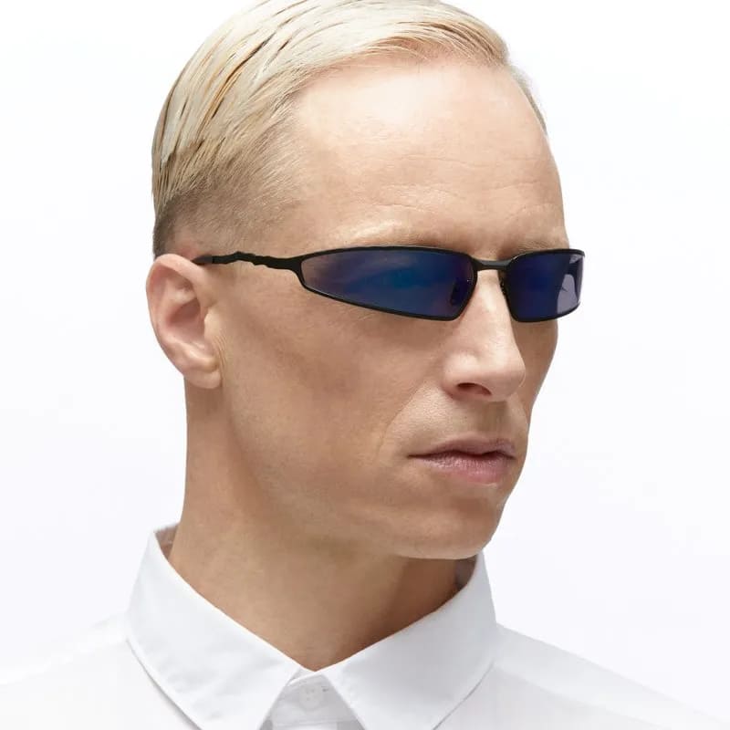 Ottica Mondello Roma - Kuboraum - KRSH34BM000000BT - MASK H34 BM - BLACK MATTE - Metal - shape Mask - Black - EYEWEAR - SUNGLASSES - Unisex,Uomo,Donna,Women,Men - lens Blue - Made In Italy