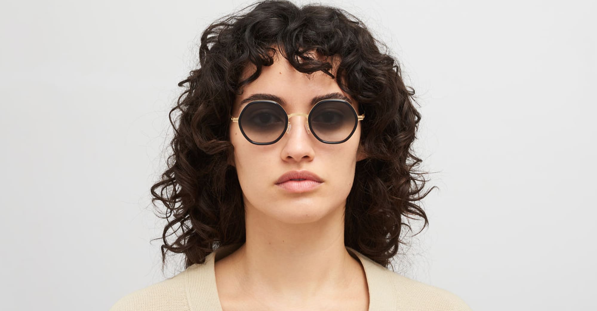 Alya - a76 glossy gold / milky indigo