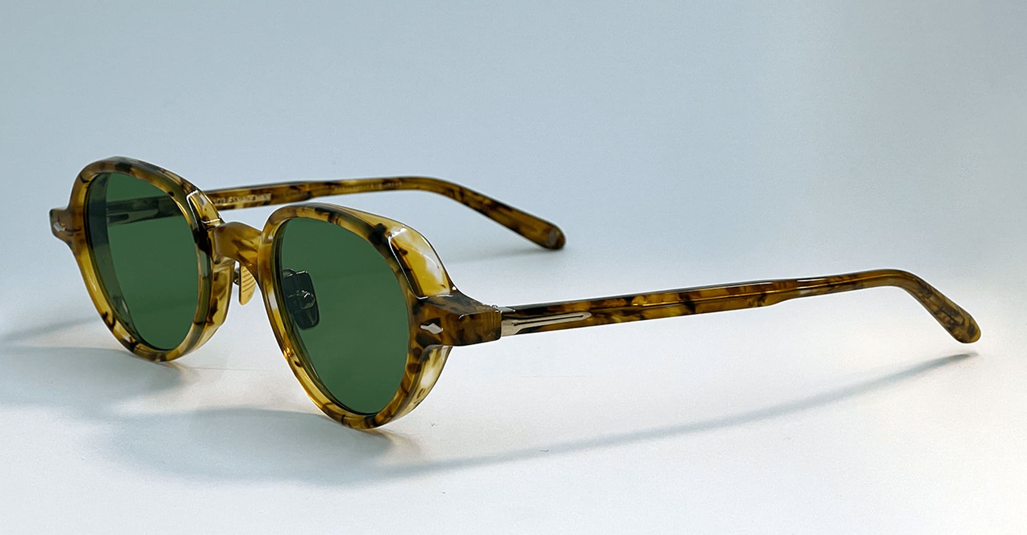 Clark - vintage tortoise