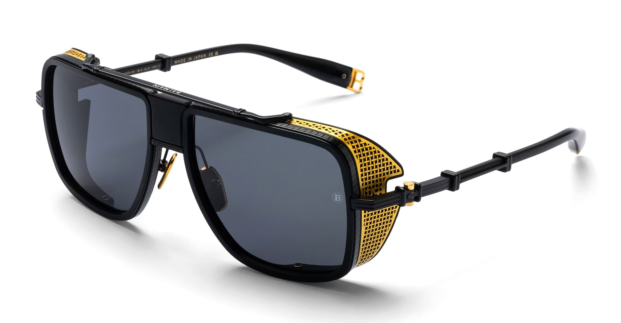 O.r. - matte black / 18k gold