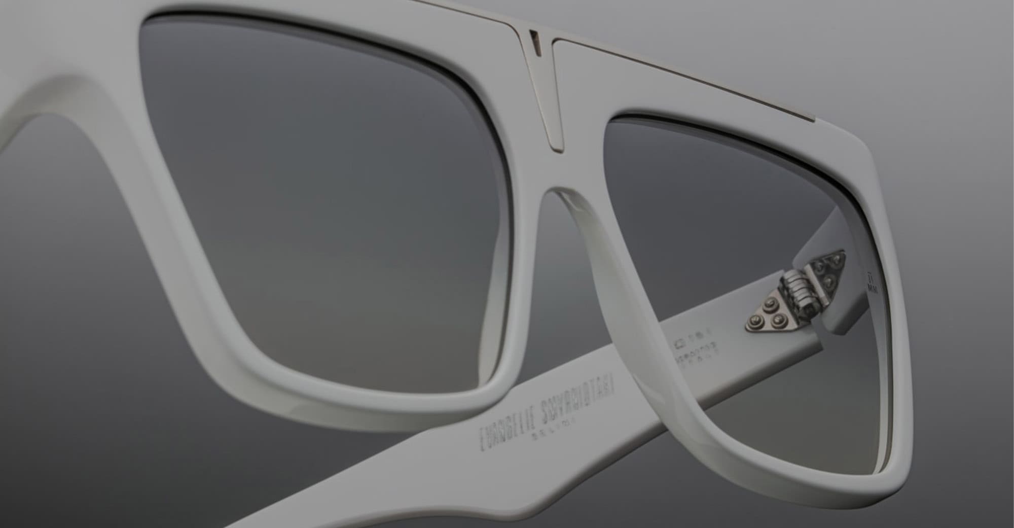 Selini - white