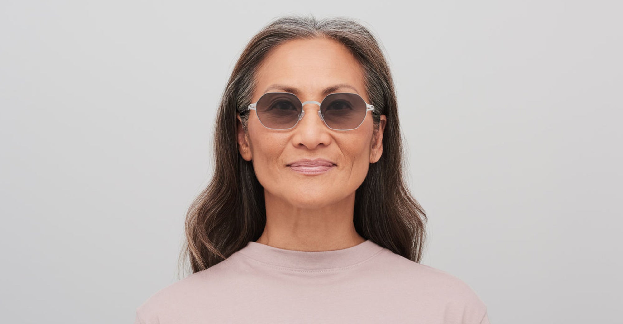Ottica Mondello Roma - Mykita - 10091526 - HAMISH - CASHMERE SILVER / SILVER - stainless steel - shape Hexagonal - Silver - EYEWEAR - SUNGLASSES - Unisex,Uomo,Donna,Women,Men - lens Gradient grey - Made In Germany