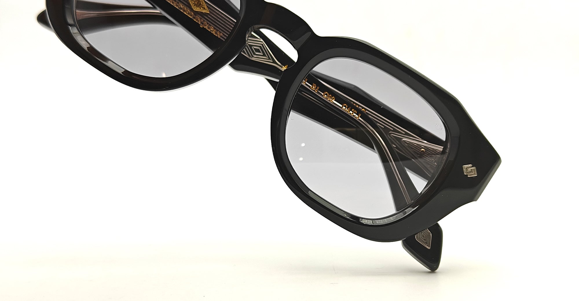 Ottica Mondello Roma - Daizo - A-SD0001-B1-C02 - LUDO - black / grey cloud lens - Acetate - shape Round - Black - EYEWEAR - SUNGLASSES - Unisex,Uomo,Donna,Women,Men - lens Grey - Made In Japan