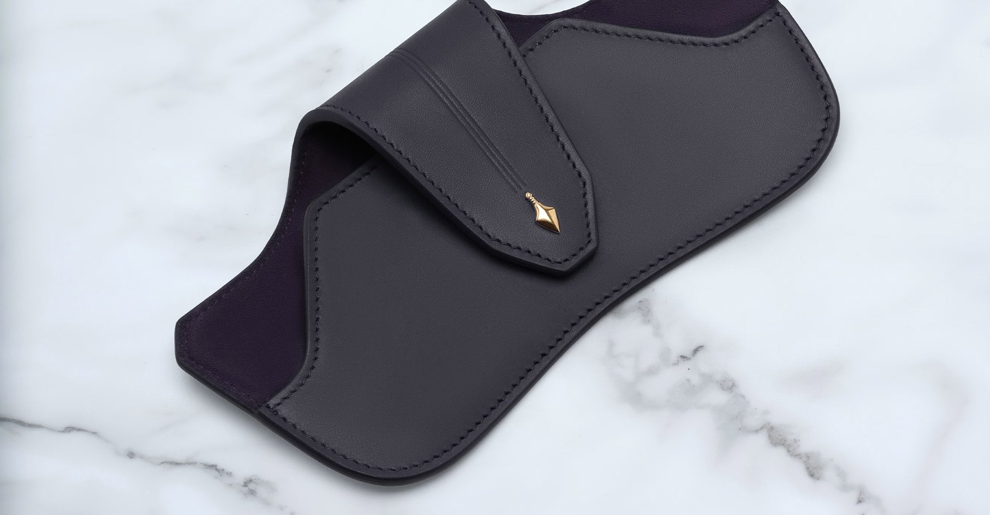 Ottica Mondello Roma - Jacques Marie Mage - JMMHTC-A20 - JMM EYEWEAR CASE - HUNTER - NAVY - Leather - shape Eyewear case - blue - ACCESSORI - ACCESSORIES - Unisex,Uomo,Donna,Women,Men - lens  - Made In Italy