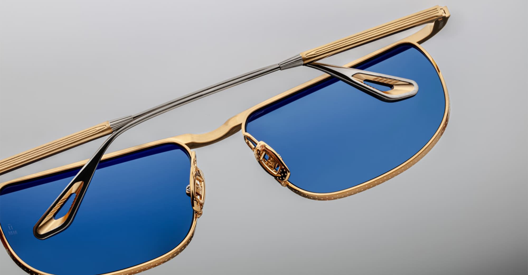 Melville - gold