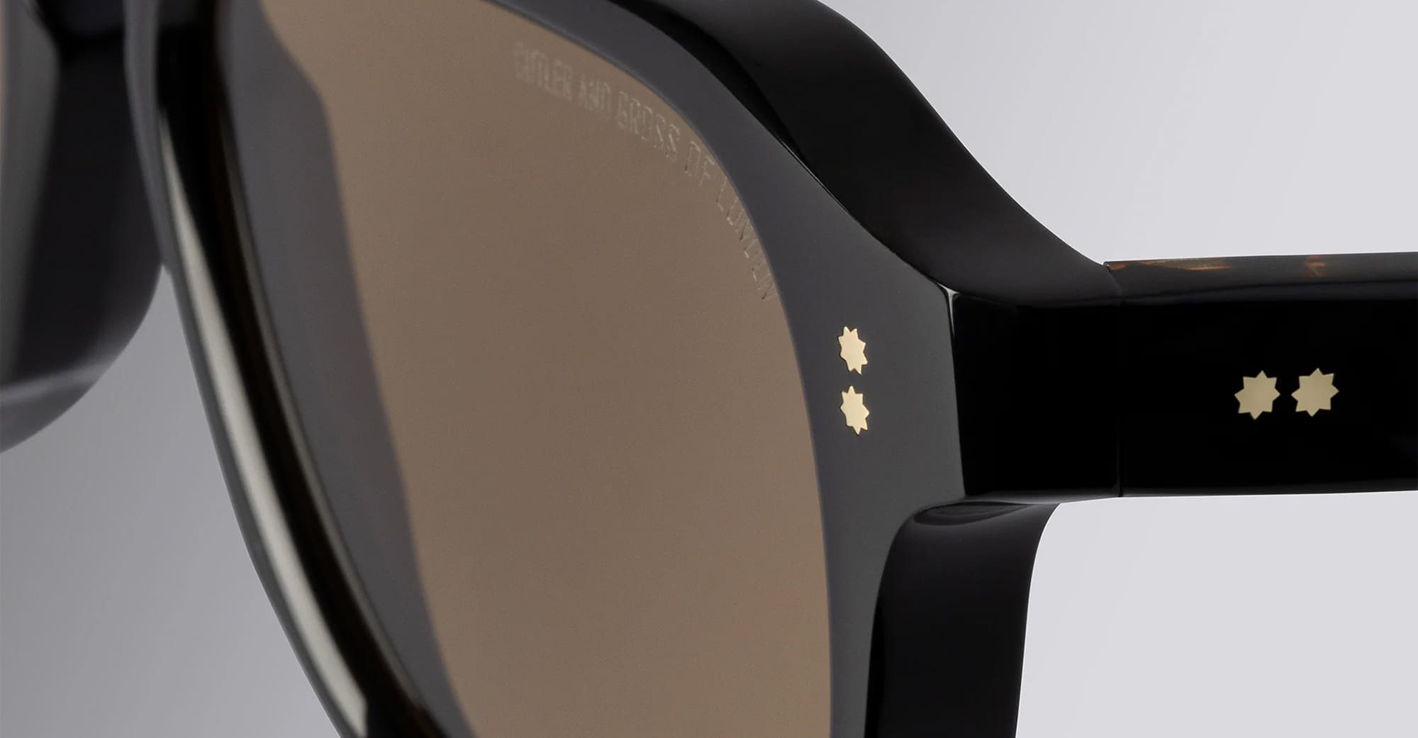 Ottica Mondello Roma - Cutler and Gross - CGSN-GR14-54-01 - GR14 - BLACK - Acetate - shape Pilot - Black - EYEWEAR - SUNGLASSES - Unisex,Uomo,Donna,Women,Men - lens Brown - Made In Italy