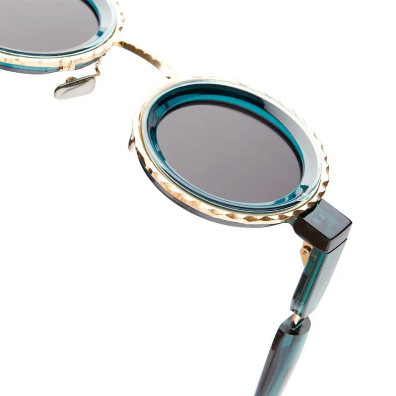 Ottica Mondello Roma - Kuboraum - KRS0Z3RF0000002Y - MASK Z3 RF - LIGHT GOLD / TRANSPARENT DARK GREEN - titanium, acetate - shape Round - gold, green - EYEWEAR - SUNGLASSES - Unisex,Uomo,Donna,Women,Men - lens Grey - Made In Italy