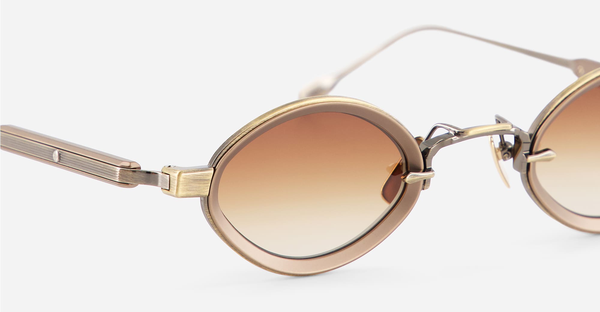 Ottica Mondello Roma - Sato - Talita-AG-MB-1 - TALITA - ANTIQUE GOLD / MATT BLACK - Acetate, titanium - shape Oval - gold, black - EYEWEAR - SUNGLASSES - Unisex,Uomo,Donna,Women,Men - lens Gradient brown - Made In Japan