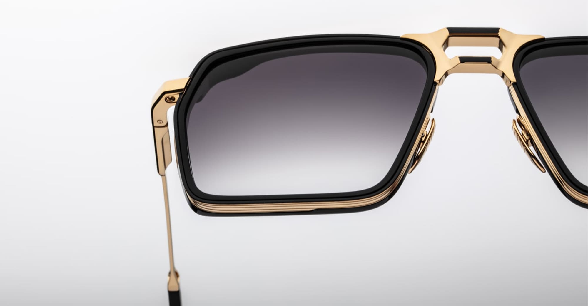 Ottica Mondello Roma - Jacques Marie Mage - JMMGTR-C7 - GT-R - CIA - titanium, acetate - shape Navigator - Gold - EYEWEAR - SUNGLASSES - Uomo,Men - lens Gradient black - Made In Japan