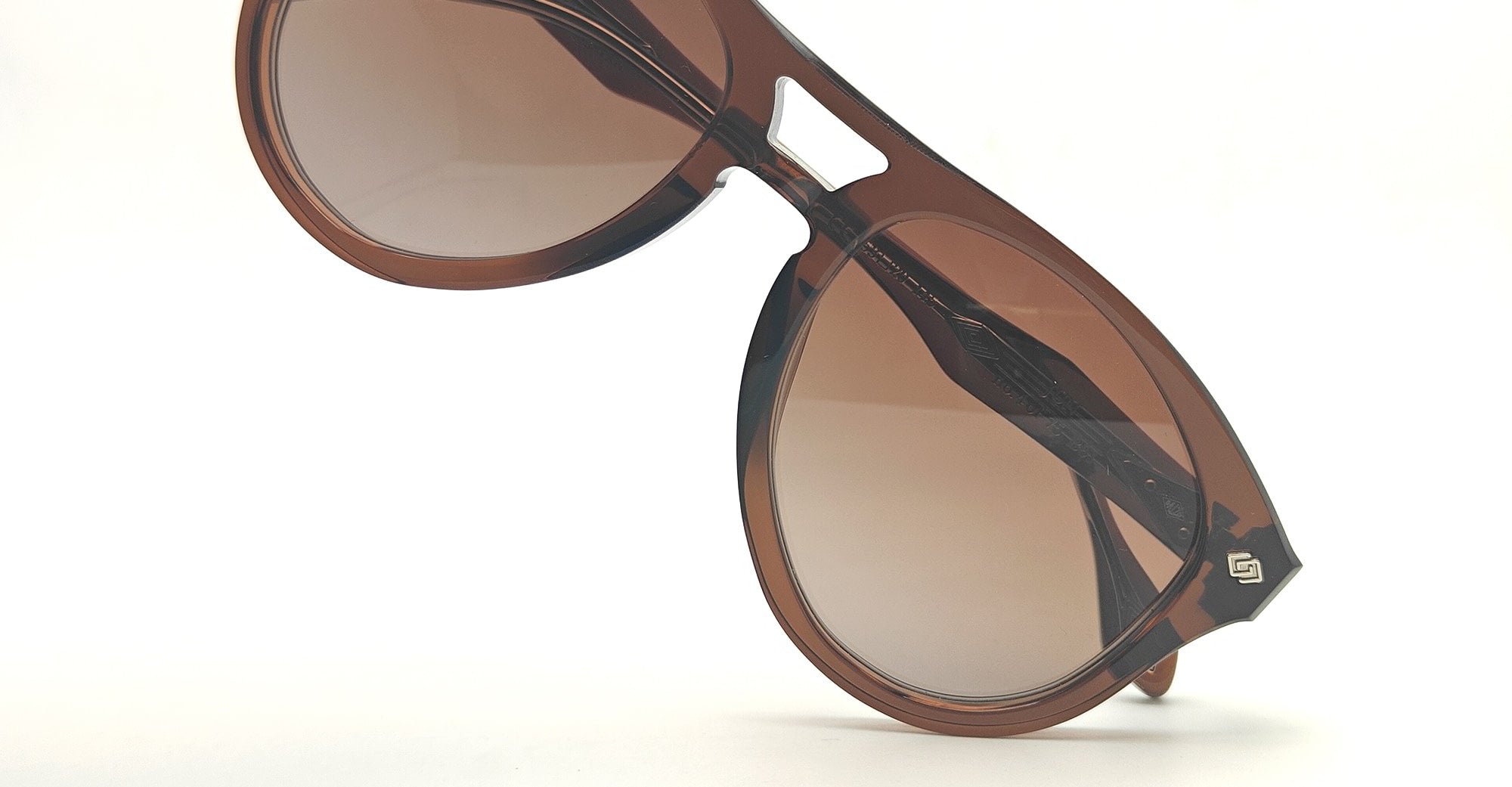 Ottica Mondello Roma - Daizo - A-AVR001e-TB1-BG01 - JUN - TRANSLUCENT BROWN / BROWN GRADIENT LENS - Acetate - shape  - brown - EYEWEAR - SUNGLASSES - Unisex,Uomo,Donna,Women,Men - lens  - Made In Japan