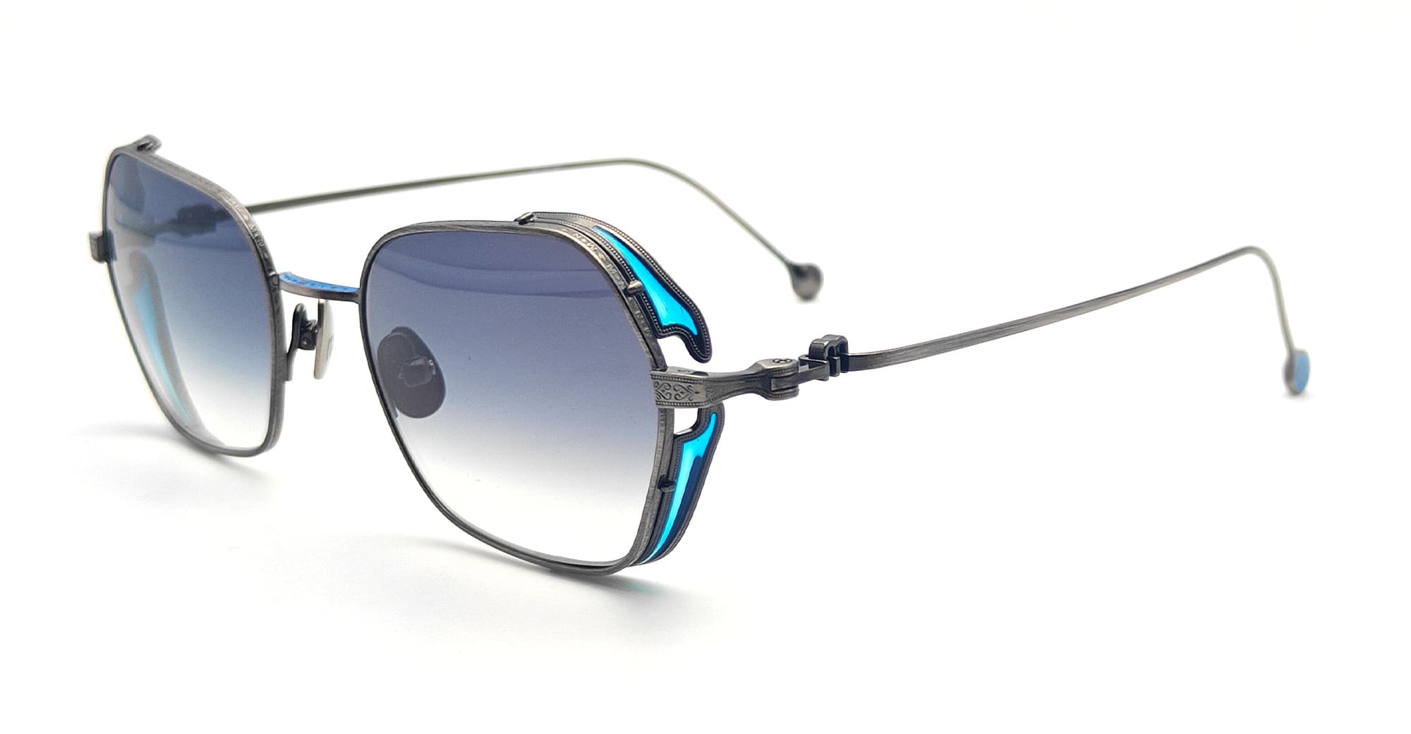 Ottica Mondello Roma - Matsuda - M3153.SG.AS.49 - M3153 - ANTIQUE SILVER / BLUE GREY GRADIENT - Titanium - shape Squared - Silver - EYEWEAR - SUNGLASSES - Unisex,Uomo,Donna,Women,Men - lens Gradient blue - Made In Japan