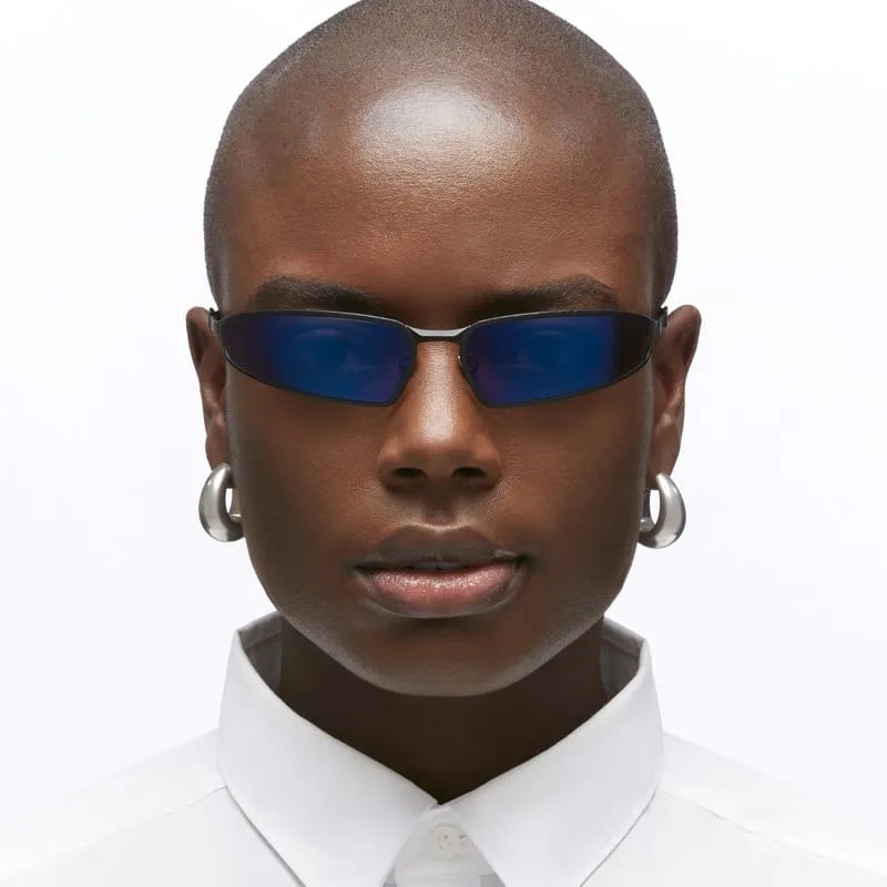 Ottica Mondello Roma - Kuboraum - KRSH34BM000000BT - MASK H34 BM - BLACK MATTE - Metal - shape Mask - Black - EYEWEAR - SUNGLASSES - Unisex,Uomo,Donna,Women,Men - lens Blue - Made In Italy